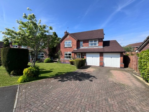 View Full Details for Park Farm Close, Longton, Preston, Lancashire