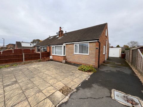 View Full Details for Dob Lane, Walmer Bridge, Preston, Lancashire